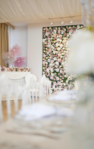 Nora Davet Çiçek Duvarı 2